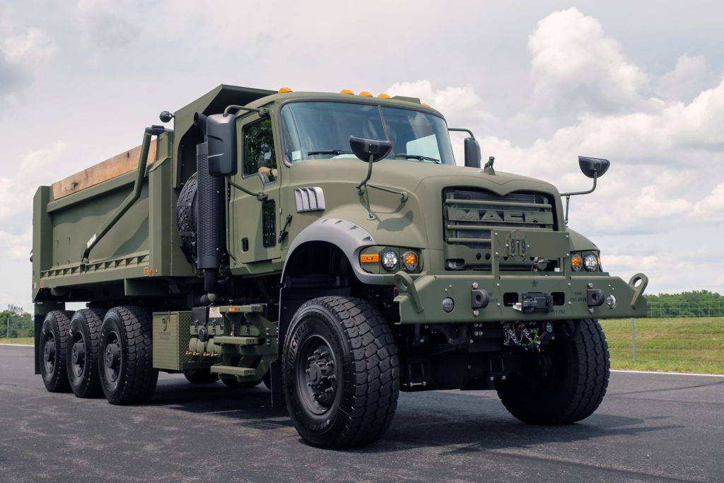 210923   Mack Defense M917A3 Heavy Dump Truck?wid=1024